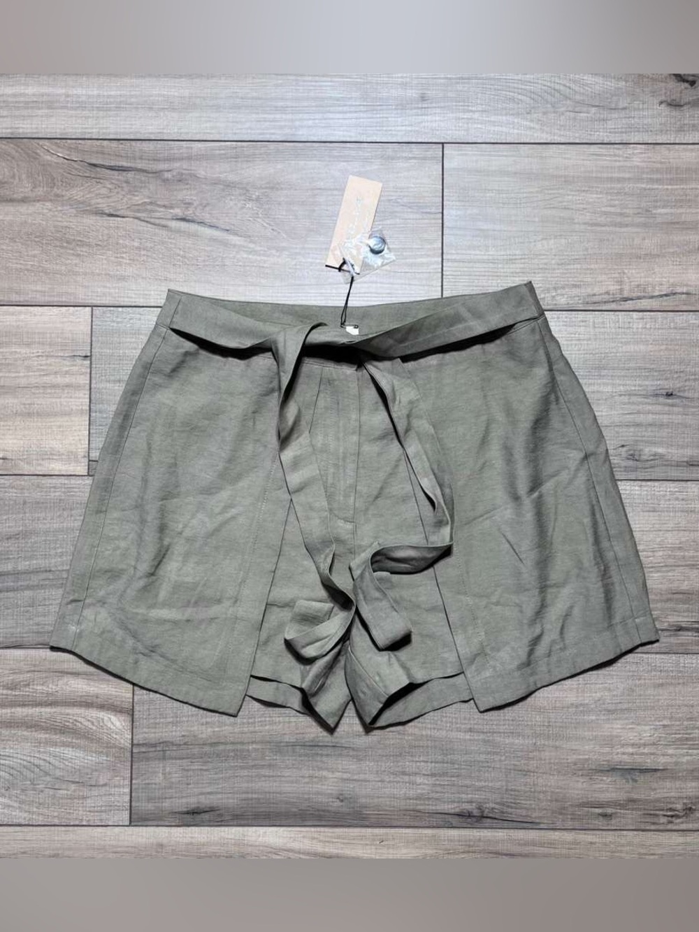 Gilli Women's Tie Front Skort Size Large Green
